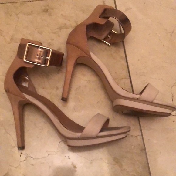Calvin Klein Vable Nude Sandals - Picture 3 of 7